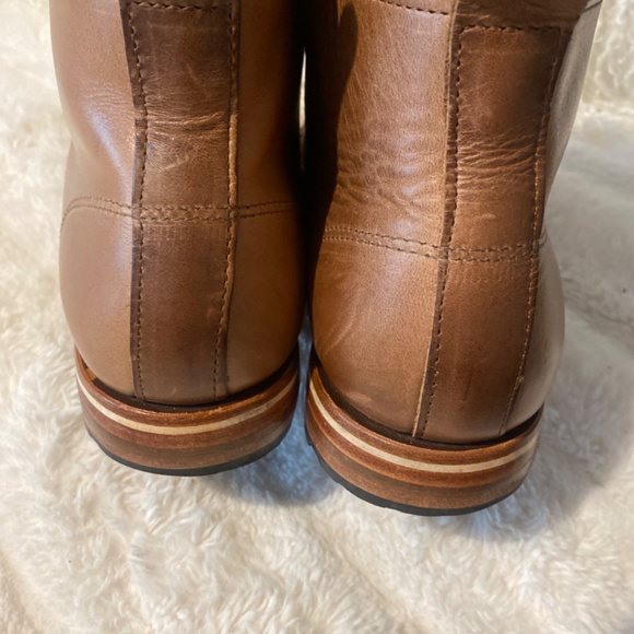 GORGEOUS HELM MENS BOOTS CARAMEL COLOR 11.5 D